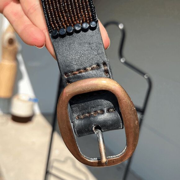 VTG 1970s Leather Bead Embellished Belt Unisex Solid Brass Buckle - Picture 7 of 10